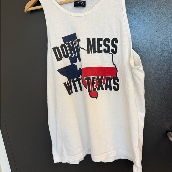 Maui and Sons VINTAGE L “Don’t mess with Texas” cotton White Tank - Picture 2 of 11